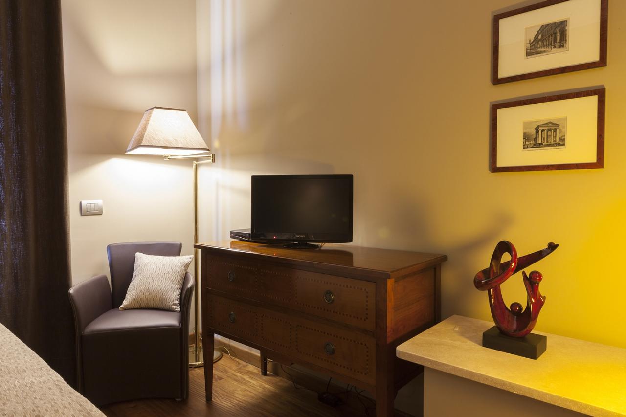 Bronzino House Bed & Breakfast Milan Exterior photo
