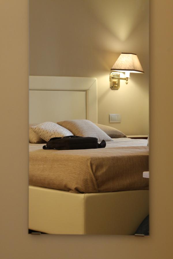 Bronzino House Bed & Breakfast Milan Exterior photo