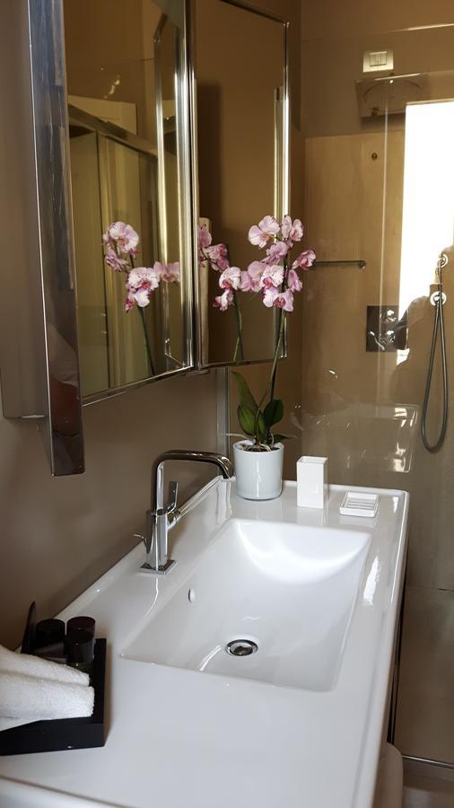 Bronzino House Bed & Breakfast Milan Exterior photo
